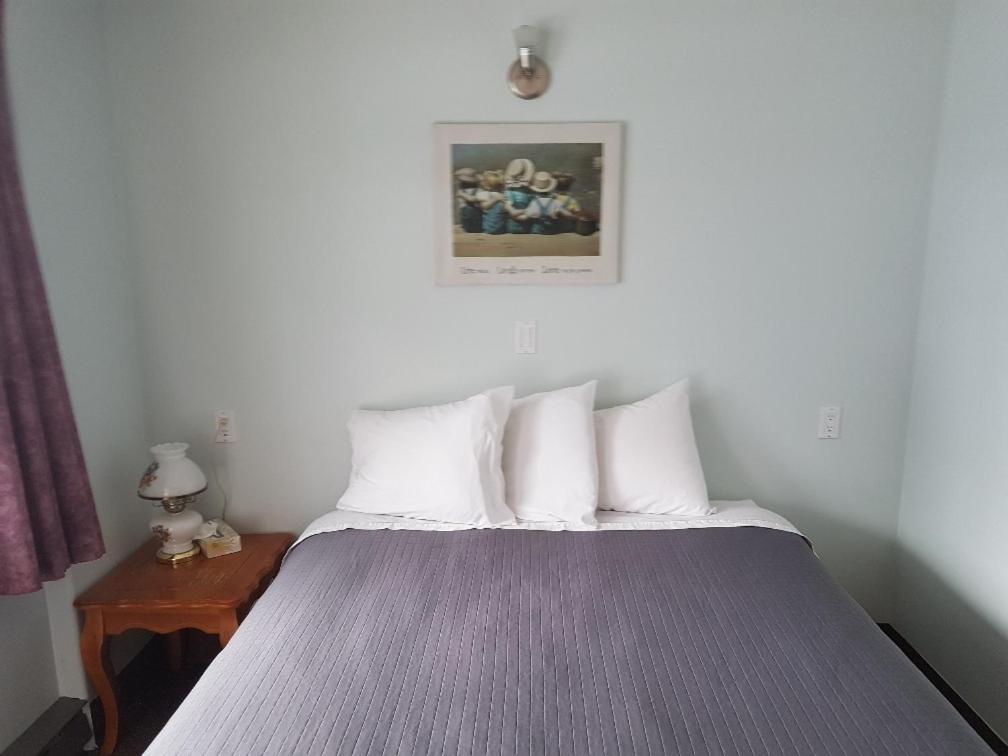 Anchor Riverfront 2* Sicamous